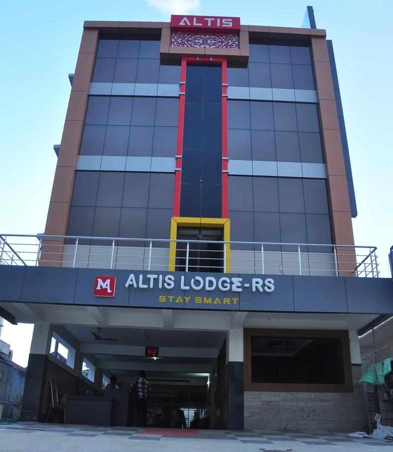 Altis Lodge Erode Exterior foto